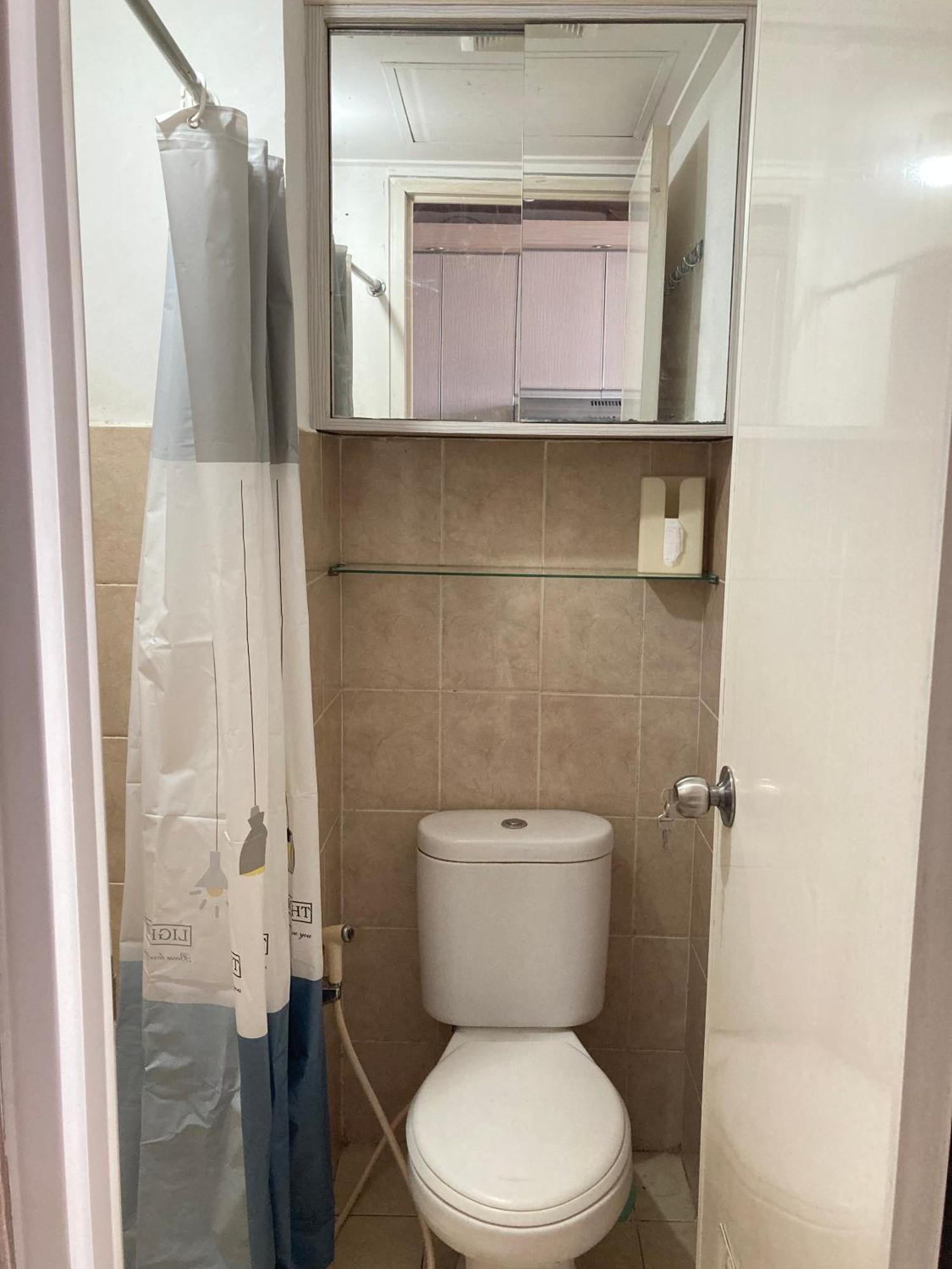 Green Bay Pluit Apartment - Indra Giacarta Esterno foto